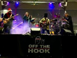 Rock on Ice - Off the Hook