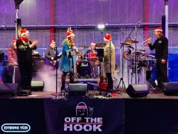 Rock on Ice - Off the Hook