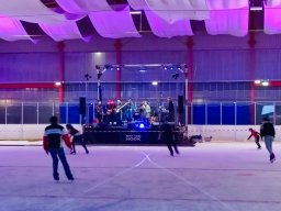 Rock on Ice - Off the Hook